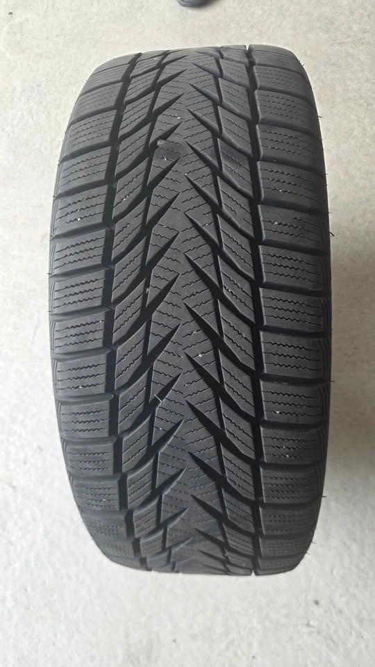 4 SNOW TIRES with Black rim - photo 2