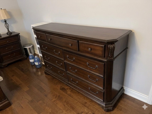 Two Dressers - photo 2