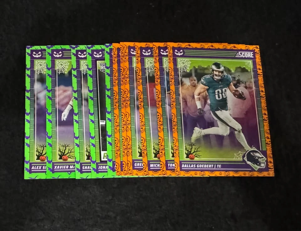 15 NFL Football Cards Lot – Halloween Theme (Panini Score) - photo 3