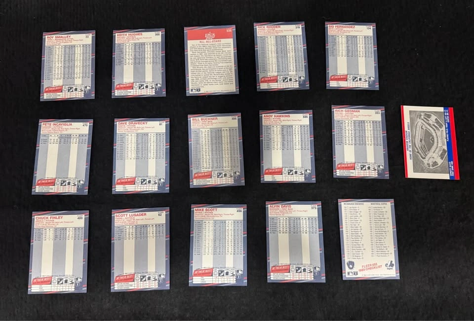 Vintage 1988 Fleer Baseball Cards (15 Cards + Sticker & Wrapper) - photo 2