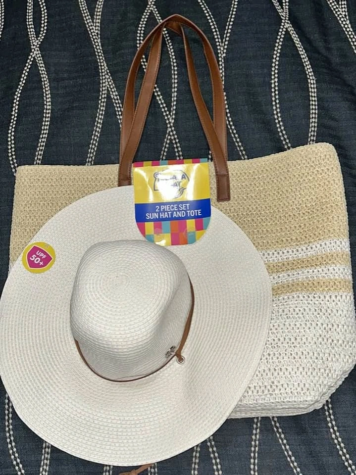 Banana Boat 2-Piece Set: SPF50+ Straw Hat & Large Totebag - NEW