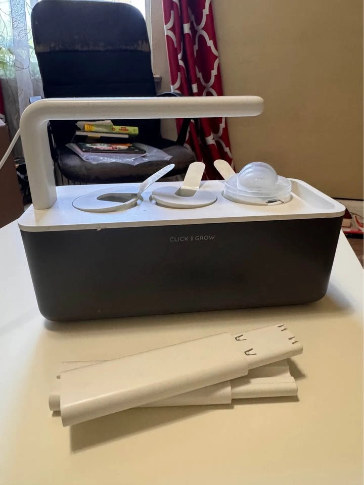 CLICK & GROW Smart Garden 3 Indoor Smart Garden - photo 3