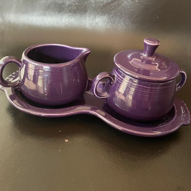 Vintage Fiestaware 4 piece cream/sugar set, in Plum purple - photo 2