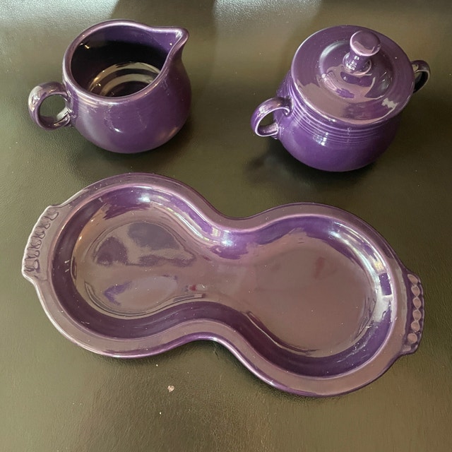 Vintage Fiestaware 4 piece cream/sugar set, in Plum purple - photo 4