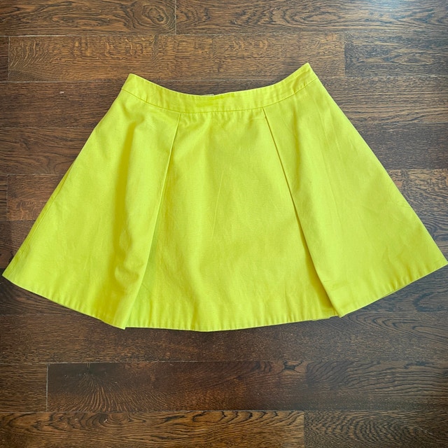 Kate Spade Saturday Yellow Pleated Mini-skirt with pockets-Sz.2