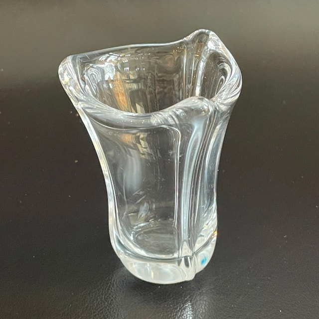 Exquisite Vintage 60s signed Daum France small crystal vase-Rare - photo 3