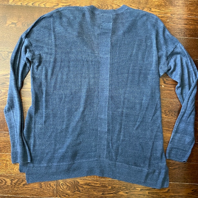 Vince V-neck Sheer Sweater-Blue-Silk/Cashmere Blend-Size Medium - photo 4
