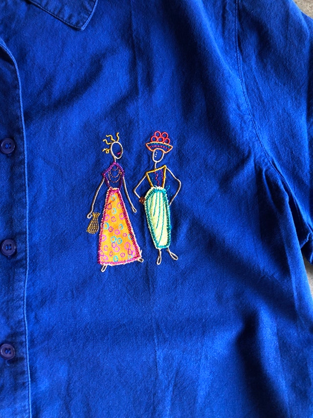 Cute vintage 100% cotton shirt with African women appliqués-Med - photo 4