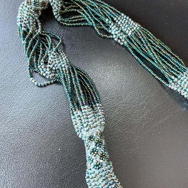 20 strand thick shimmery bead necklace - Gorgeous - photo 2