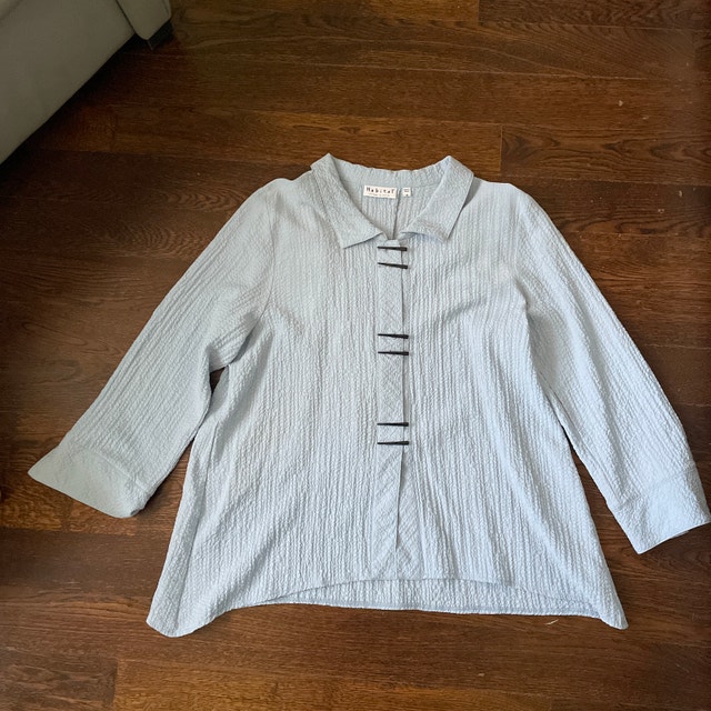 Habitat Light Blue Textured Top Blouse Shirt-Chopstick Buttons-M