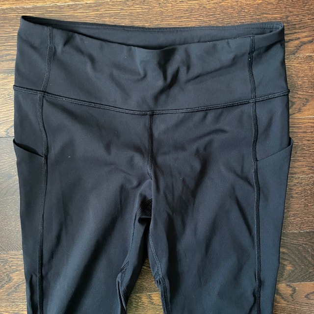 Lululemon Black Leggings with Side and Back Pockets - Size 6 - photo 3