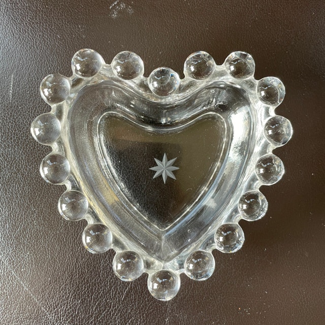 Imperial J. Hughes Candlewick Glass Heart Bubble