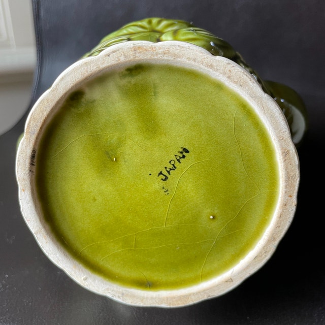 Vintage Japanese Avocado Green Ceramic Teapot w/ Embossed Fruits - photo 5