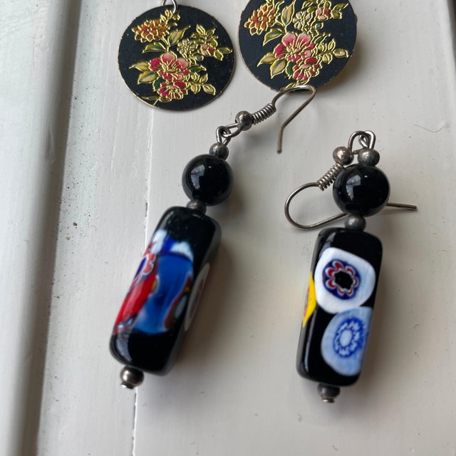 2 pairs cute black earrings for pierced ears-Great deal - photo 3