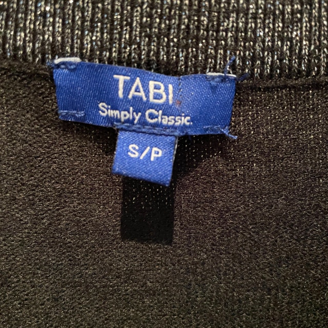 Gorgeous Black Tabi Cardigan w/ silver trim-Size Small - photo 2