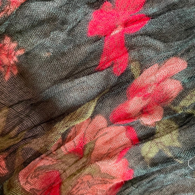 Sheer Floral scarf - 62" x 20" - photo 3