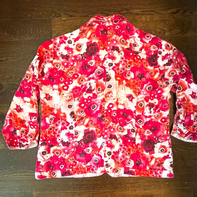 Pretty Tabi Floral Linen shirt/jacket- Red and White -Medium - photo 2