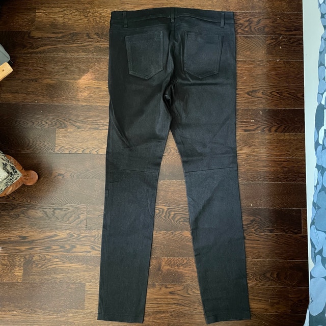 Vince Black Textured Leather Pants Jeans-Size 12 - photo 4
