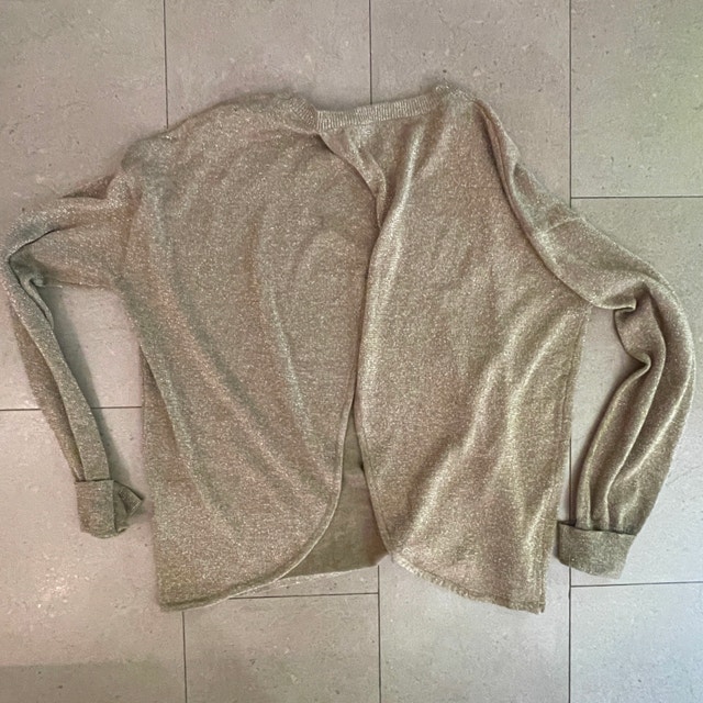 Molly Bracken Metallic Gold Open Back Sweater - Medium - photo 4