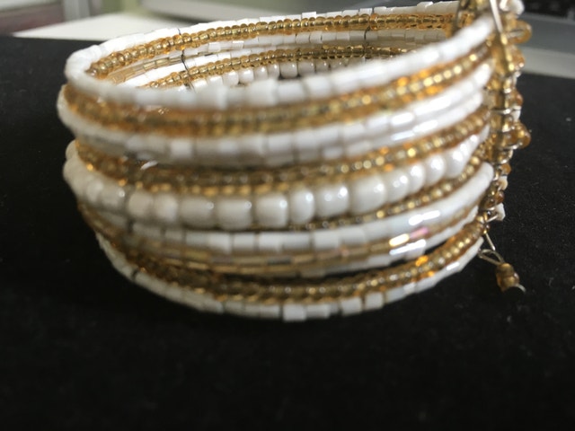 Gorgeous Bracelet/Cuff with White and Gold beading - NEW - photo 2