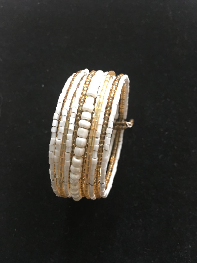 Gorgeous Bracelet/Cuff with White and Gold beading - NEW - photo 3