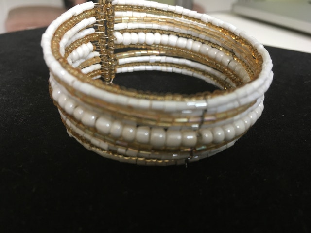 Gorgeous Bracelet/Cuff with White and Gold beading - NEW - photo 5