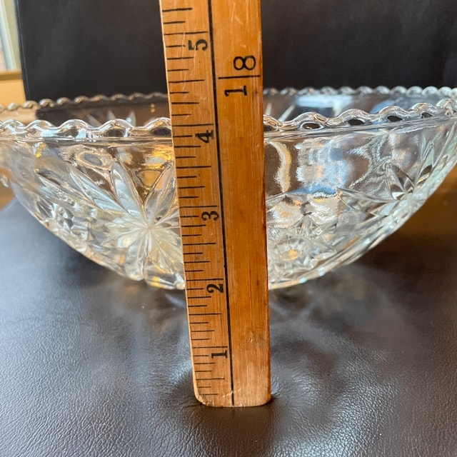 Vintage Anchor Hocking Early American Glass Star of David Bowl - photo 4