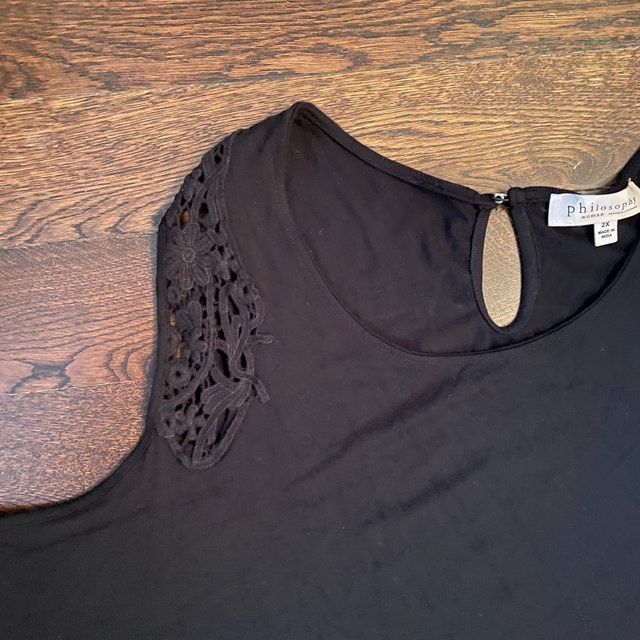 Philosophy Size 2X Womens Black Sleeveless Tank T-Shirt w/lace - photo 3