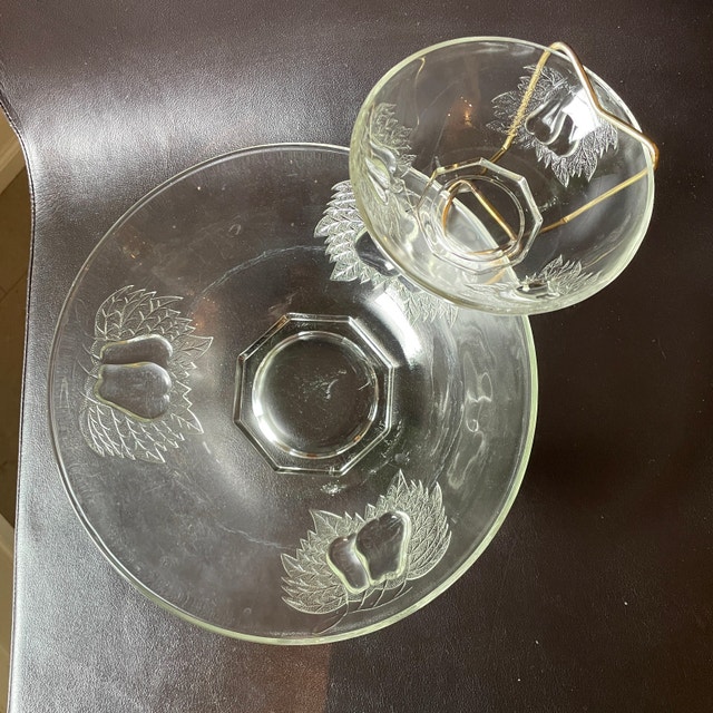 Vintage Clear Glass Chip and Dip Bowl 3 piece set with bracket - photo 2