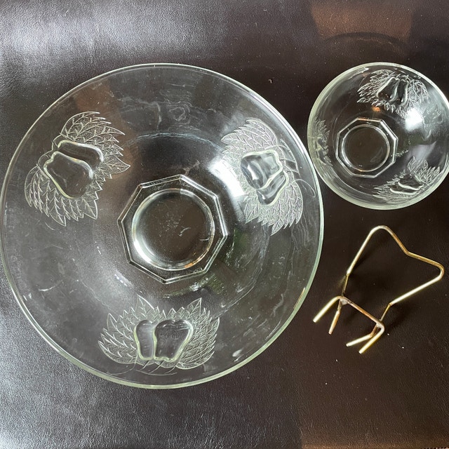 Vintage Clear Glass Chip and Dip Bowl 3 piece set with bracket - photo 4