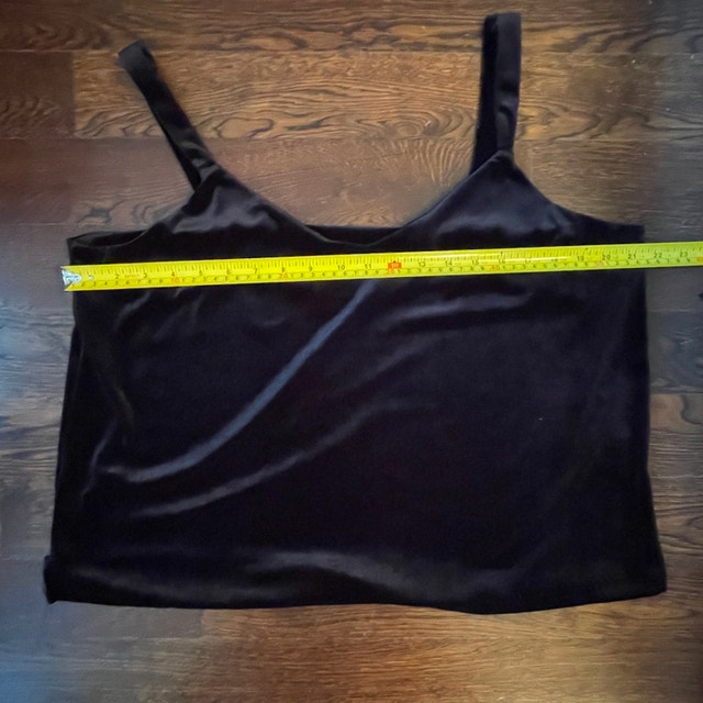 Luxurious Black Stretch Velvet Tank Top - Size XL - photo 2