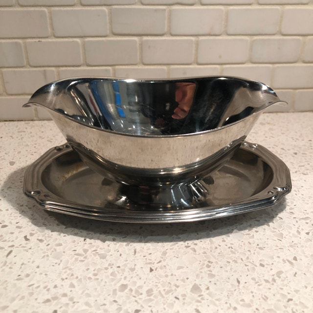 Stainless Steel Gravy Sauce Boat with attached tray/saucer