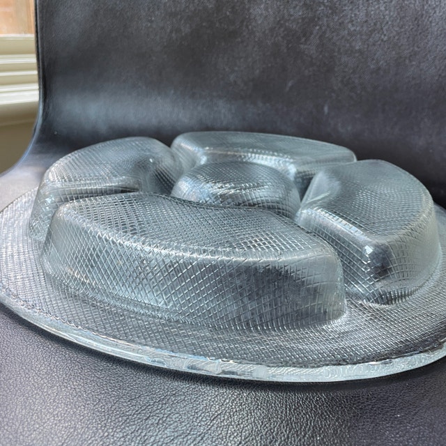 Vintage 80s 5 section pressed glass divided serving platter - photo 4