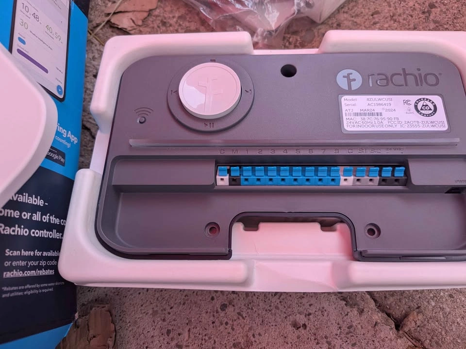 Rachio 8ZULW-C 8 Zone 3 Smart Sprinkler Controller, White - photo 4