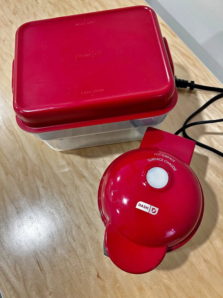DASH Mini Waffle Maker + Holiday Plates (Halloween & Christmas)