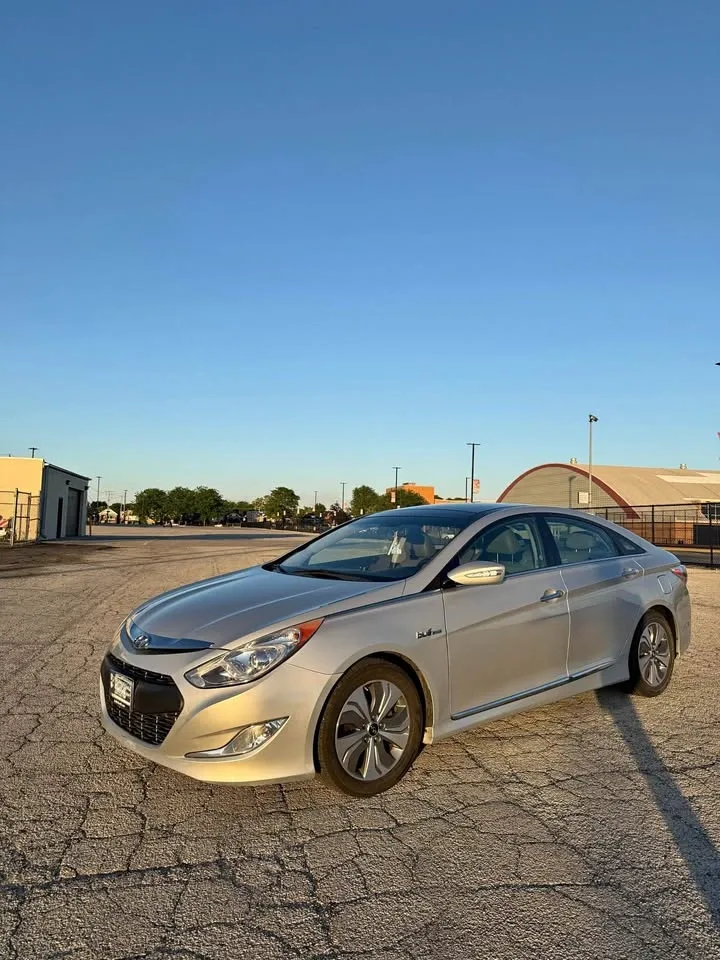 2015 Hyundai Sonata Hybrid · Limited Sedan 4D