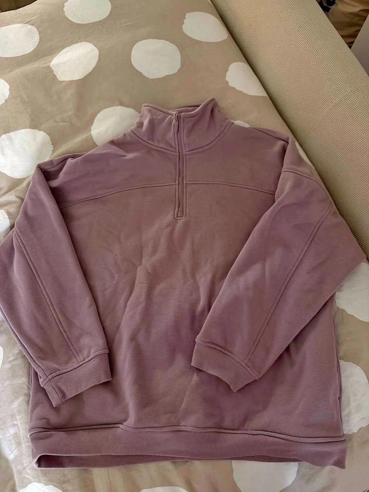 Women’s Sweater for sale