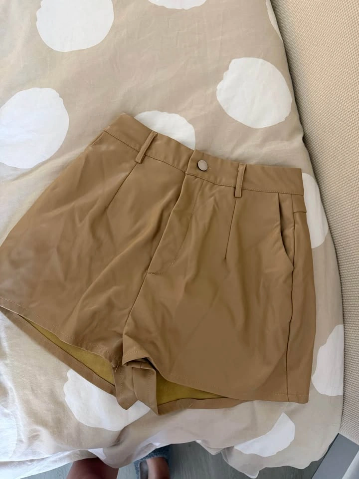 Women’s shorts and pants for sale - photo 2