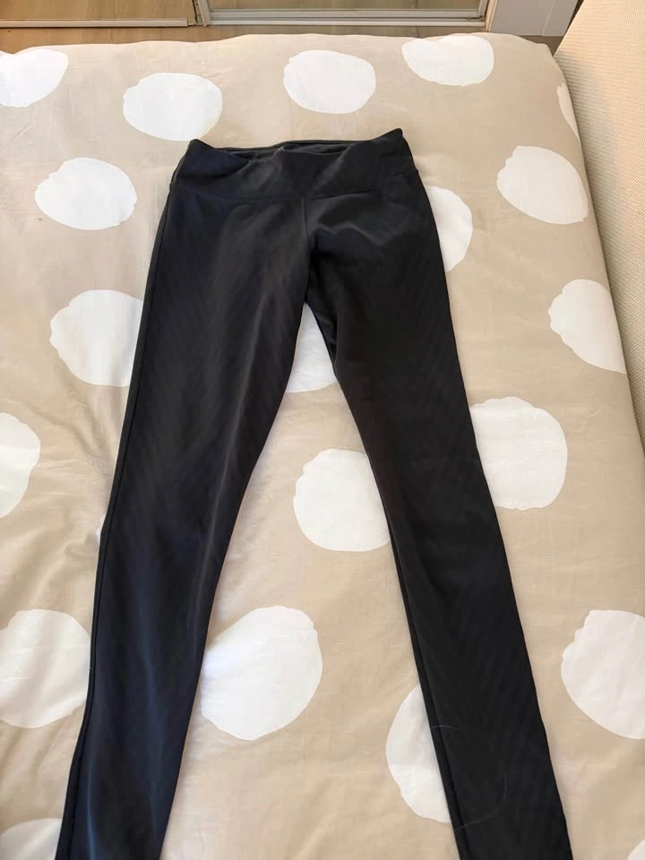 Women’s sports clothing - photo 2