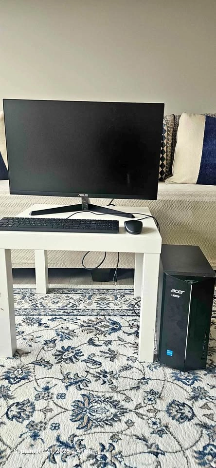 Acer Computer with Asus Monitor