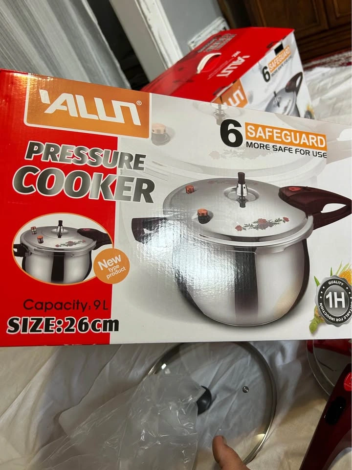 BRAND NEW PRESSURE COOKER - photo 4