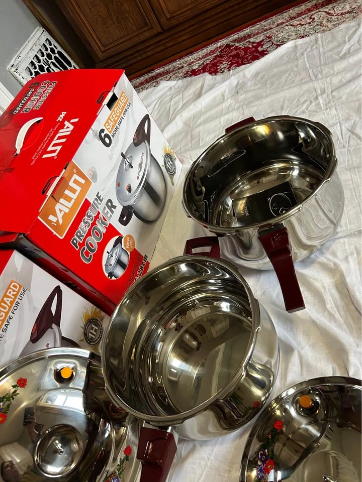BRAND NEW PRESSURE COOKER - photo 5