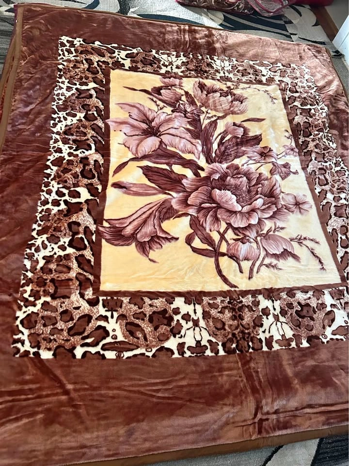 BRAND NEW BLANKETS FOR SALE