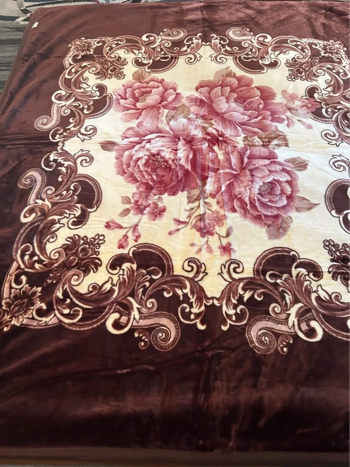 BRAND NEW BLANKETS FOR SALE - photo 5