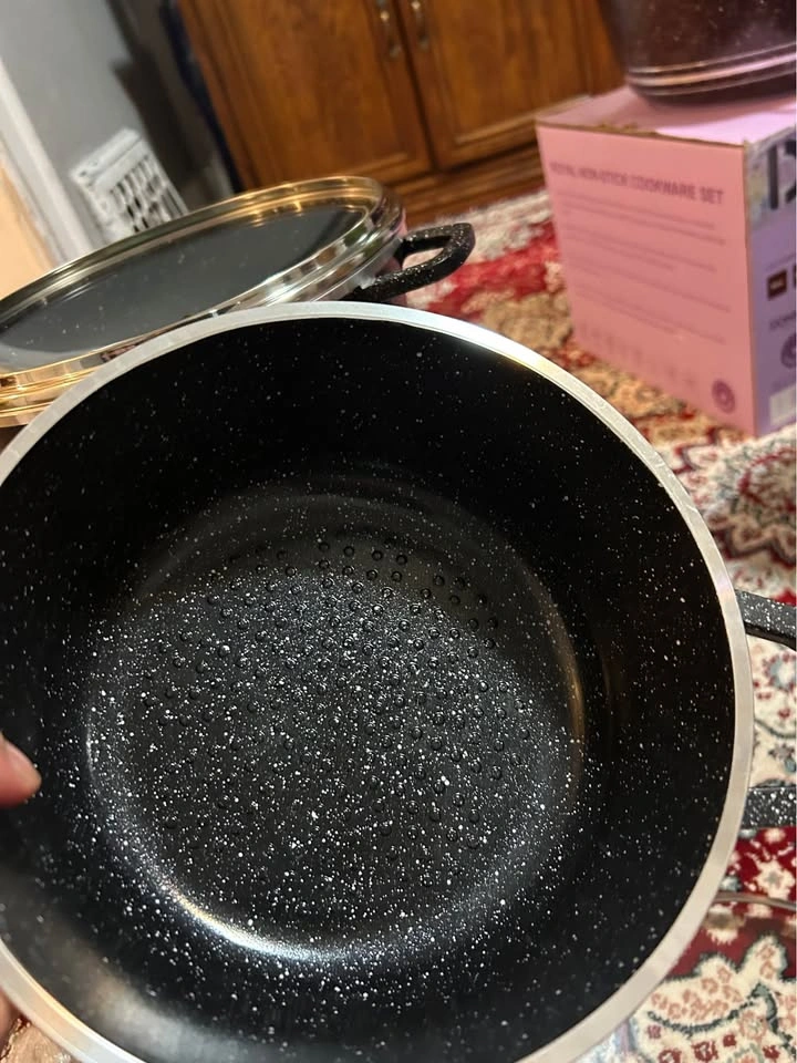 BRAND NEW SET OF 5 BLACK POTS FOR SALE - photo 5