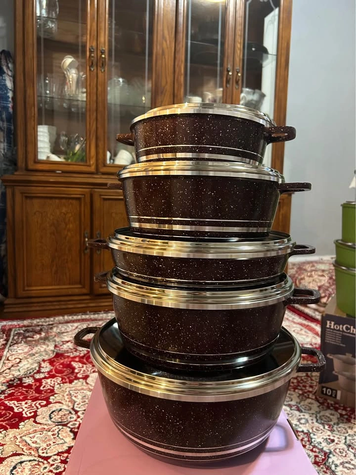 BRAND NEW SET OF 5 POTS FOR SALE - photo 2