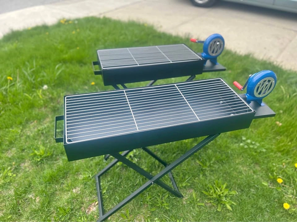 BRAND NEW CHARCOAL BARBECUE GRILL