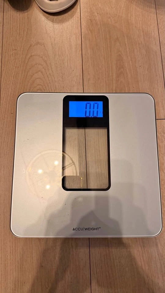 ACCU WEIGHT Digital Glass Scale Blue Backlight