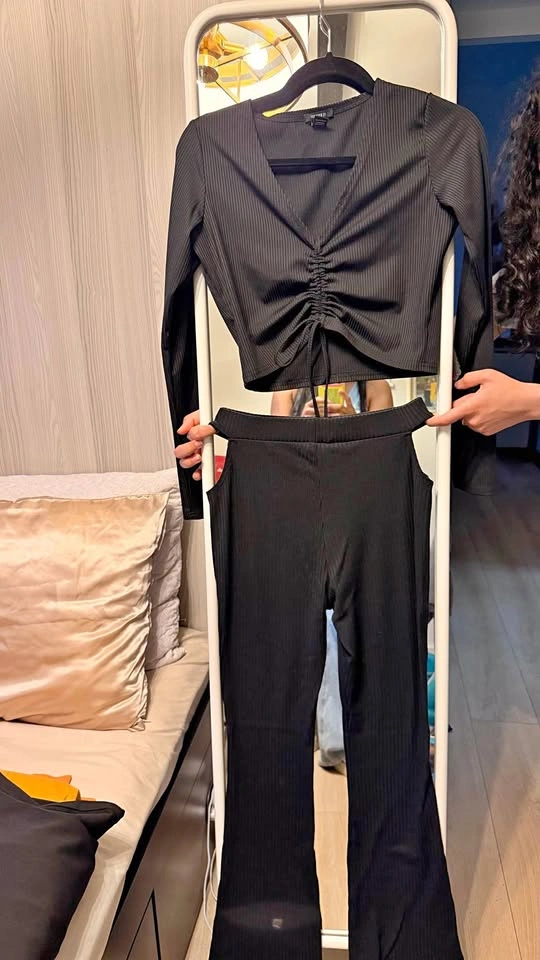 Forever 21 Black Ribbed Crop Top Flared Pants Two Piece Set