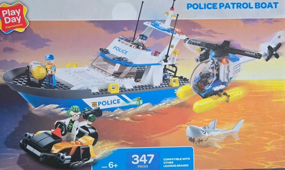 NEW Play Day Police Patrol Boat 347pcs - photo 2